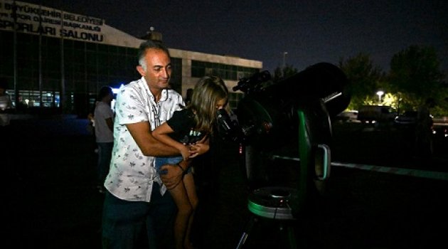 Bornova'da bilim ve gökyüzü buluşması