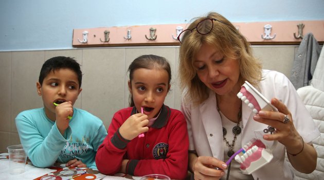 Bucalı miniklere ağız ve diş sağlığı eğitimi