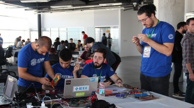 İZKA’dan nefes kesen maraton; Robothon