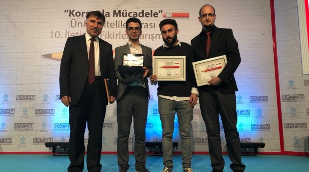 İzmir’den tek ödül kazanan üniversite İKÇÜ oldu!