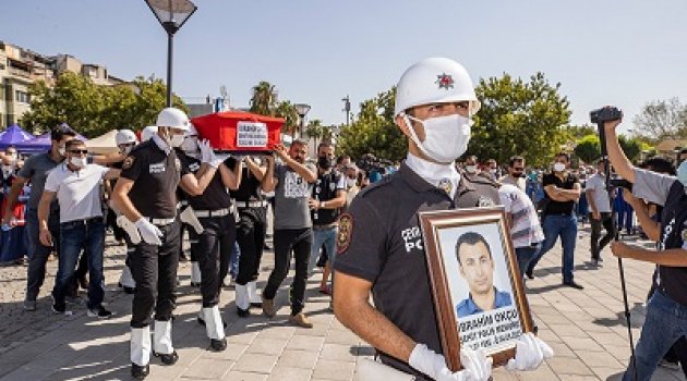 İzmir şehidini uğurladı