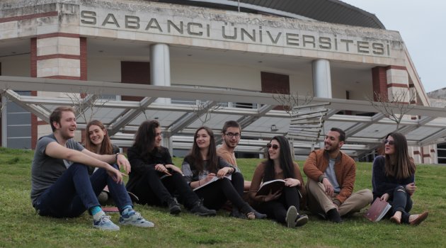 İzmirli Başarılı Öğrenciler 2015 LYS’de  Sabancı Üniversitesi’ni tercih etti