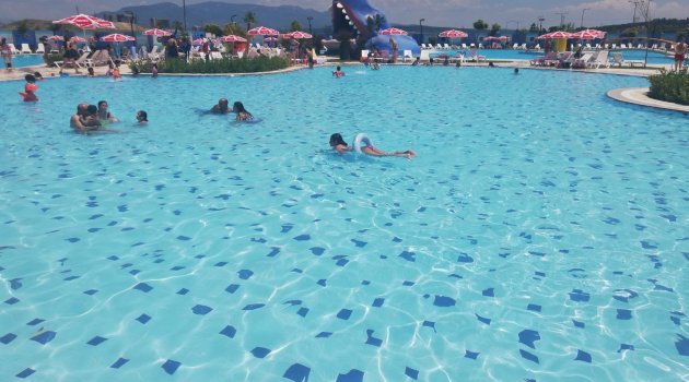 İzmirliler Aqua Yaşam’a yoğun ilgi gösterdi