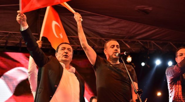 Narlıdere’de Çiçekler yarıştı