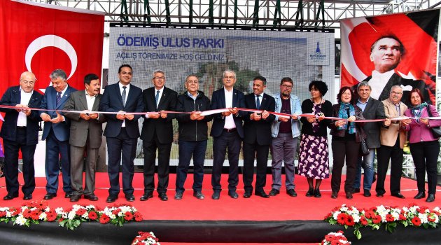 Ödemiş'te "çifte" tören