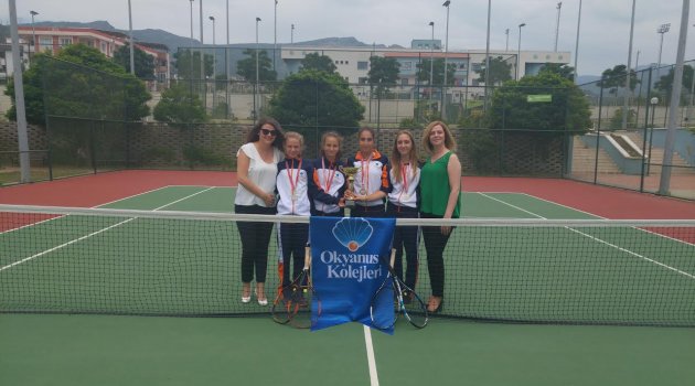 Okyanus Kolejleri teniste Türkiye şampiyonu oldu