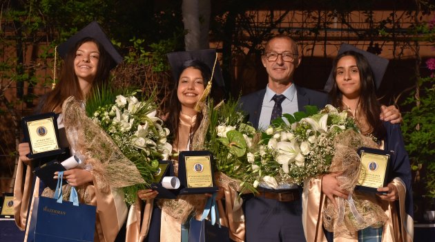 Saint-Joseph Fransız Lisesi 139. Dönem mezunlarını verdi