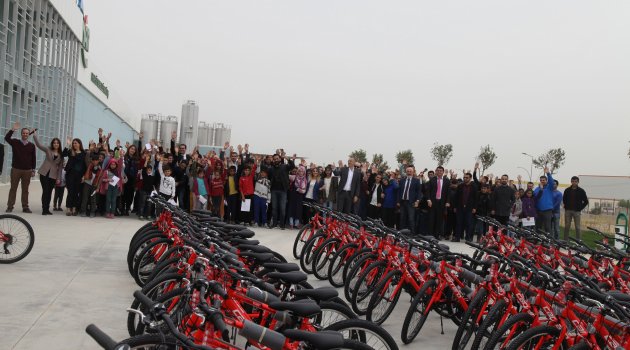 Şanlıurfalı 200 öğrenci bisikletlerine kavuştu