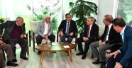 Çiçek üreticisine yeni hedef gösterdi