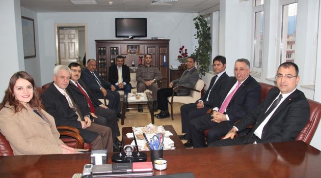 Vali Toprak, Beydağ Kaymakamlığına Nezaket Ziyaretinde Bulundu